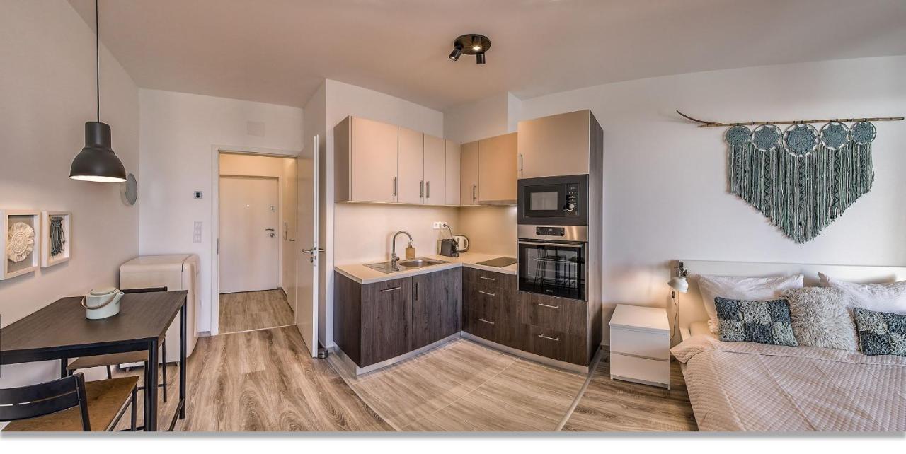 Waterfront Boutique Suite Будапеща Екстериор снимка